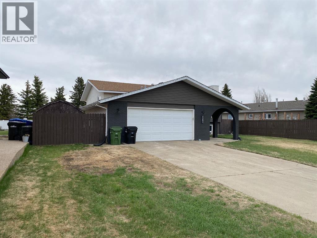4303 71 Street, Camrose, Alberta  T4V 3Y1 - Photo 2 - A2310205