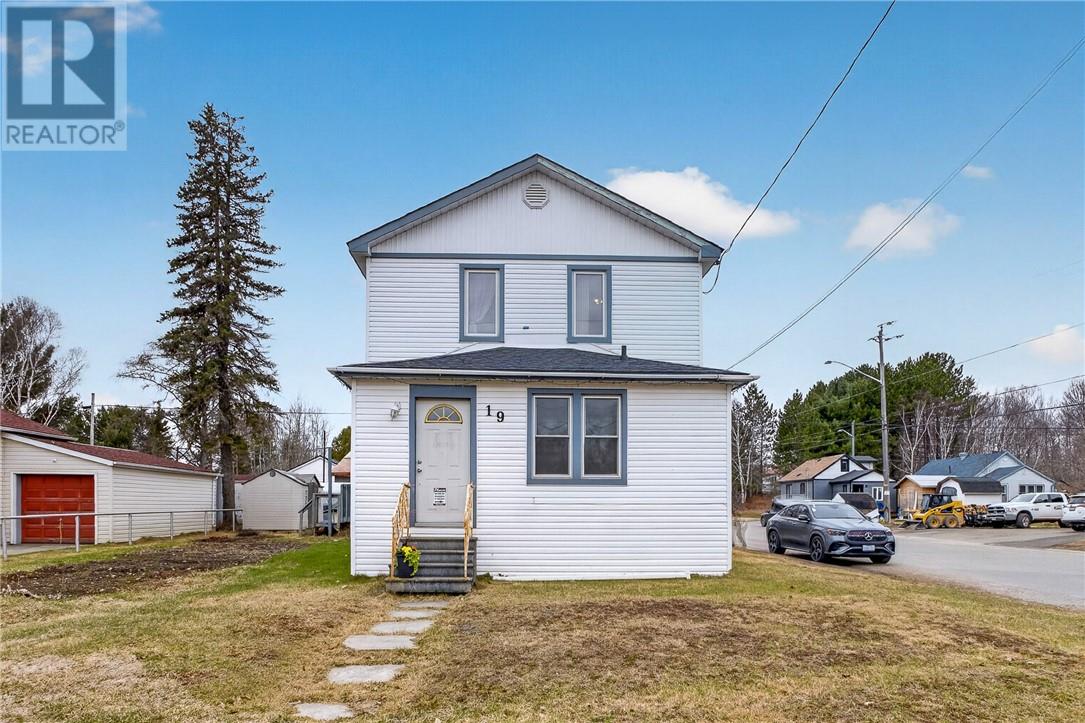 19 Sellwood Avenue, Capreol, Ontario