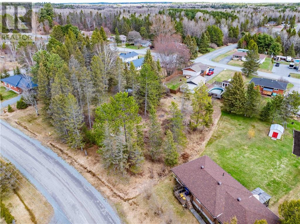 8 Spruce Street, Markstay, Ontario  P0M 2G0 - Photo 17 - 2127645
