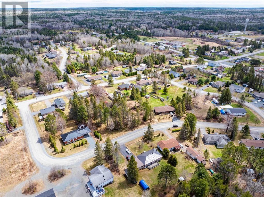 8 Spruce Street, Markstay, Ontario  P0M 2G0 - Photo 6 - 2127645