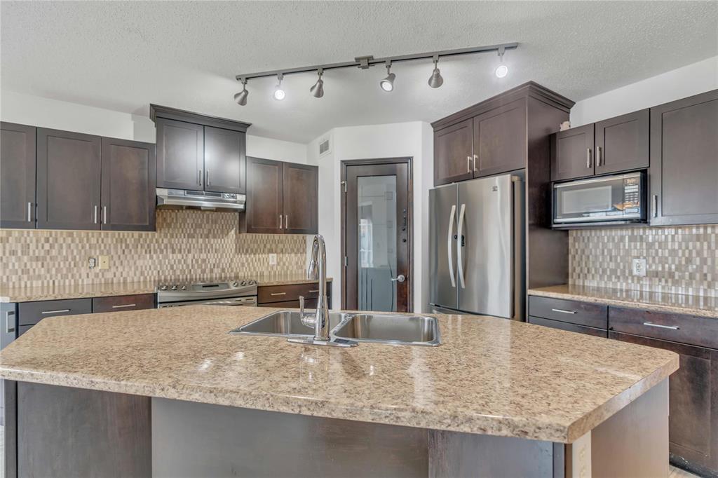 12 250 Amber Trail, Winnipeg, Manitoba  R2P 2T4 - Photo 2 - 202610199