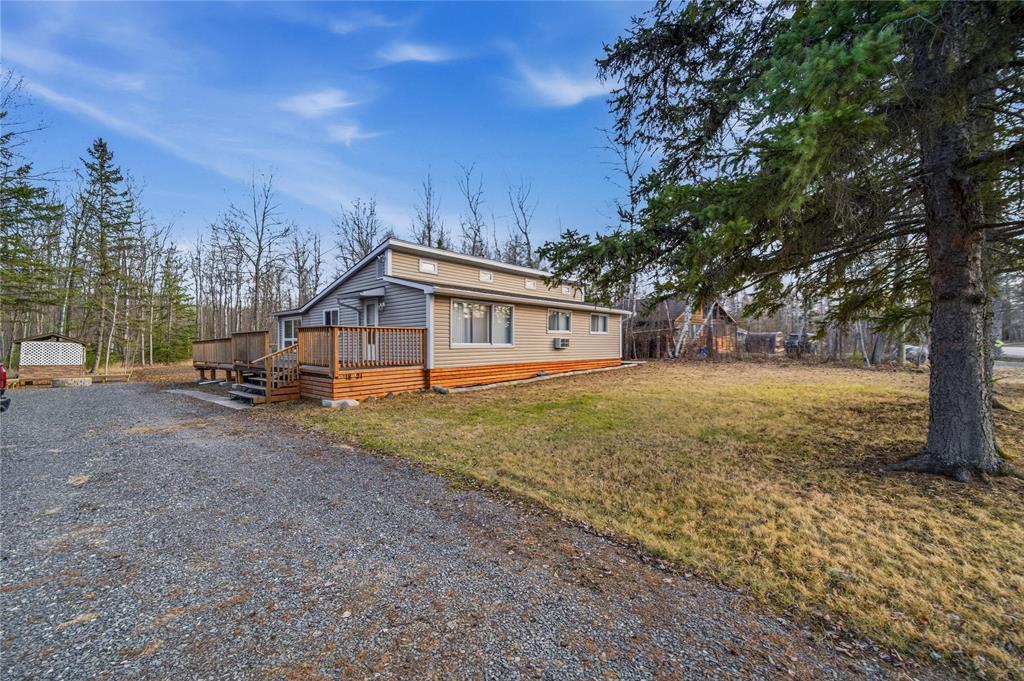 21 Block 18 Road, Falcon Lake, Manitoba  R0E 0N0 - Photo 0 - 202610239