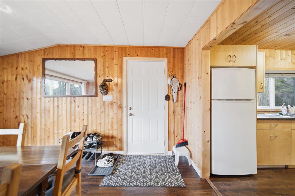 21 Block 18 Road, Falcon Lake, Manitoba  R0E 0N0 - Photo 10 - 202610239