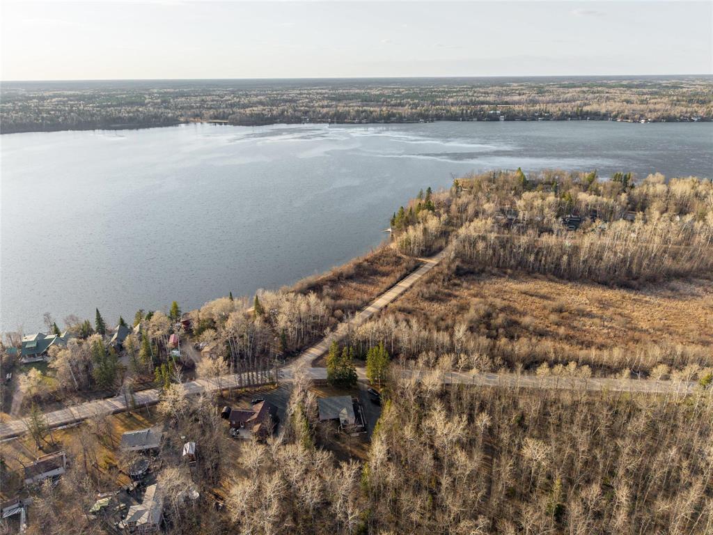 21 Block 18 Road, Falcon Lake, Manitoba  R0E 0N0 - Photo 6 - 202610239