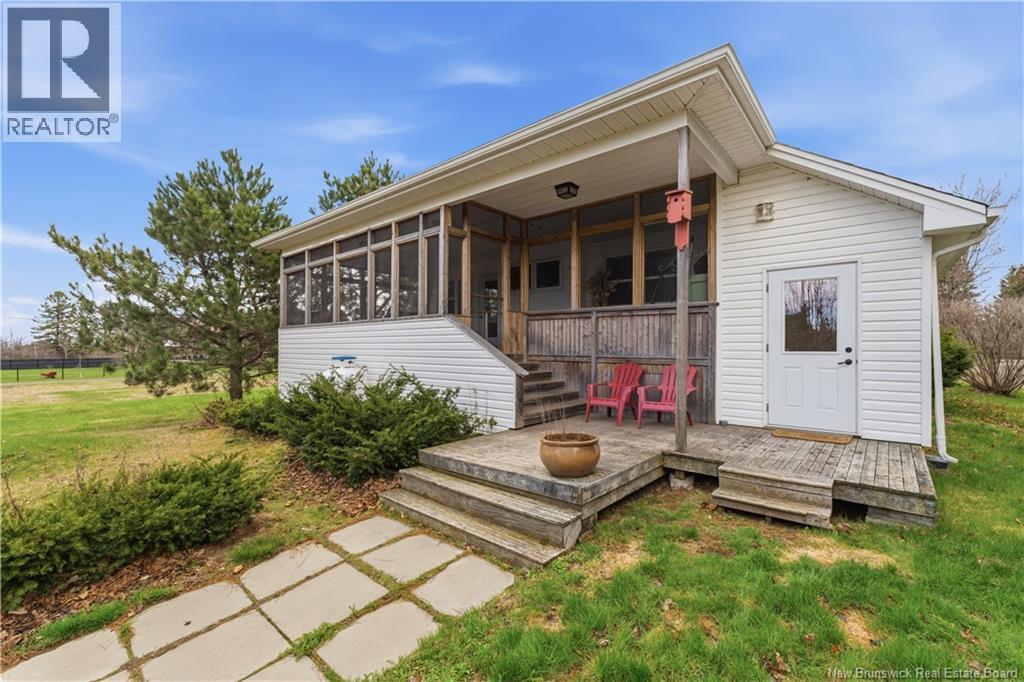 114 Du Couvent, Bouctouche, New Brunswick  E4S 3C1 - Photo 3 - NB139157