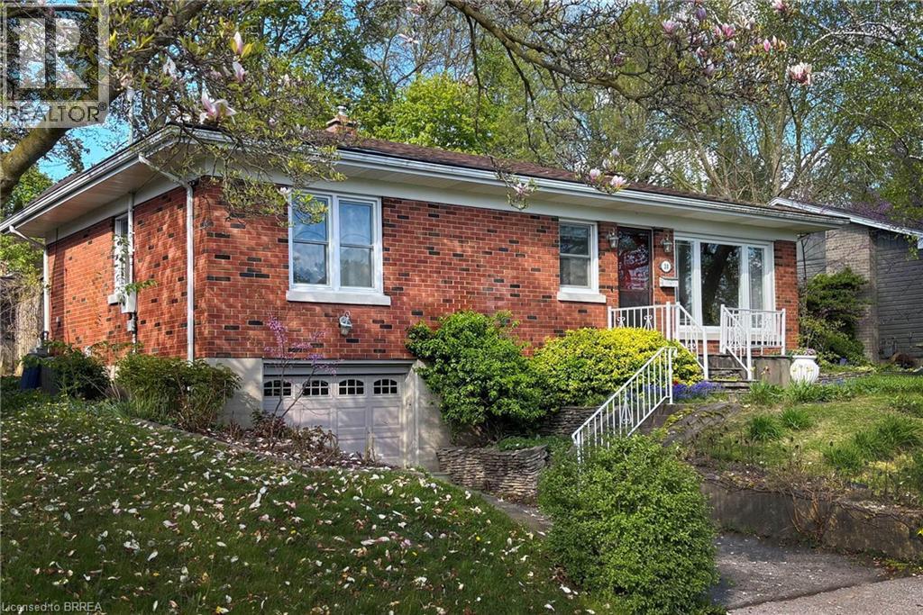 38 Slater Street, Brantford, Ontario  N3T 4N9 - Photo 1 - 40827934