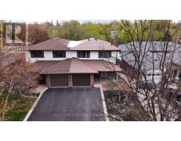 27 BREMEN LANE, Mississauga, Ontario