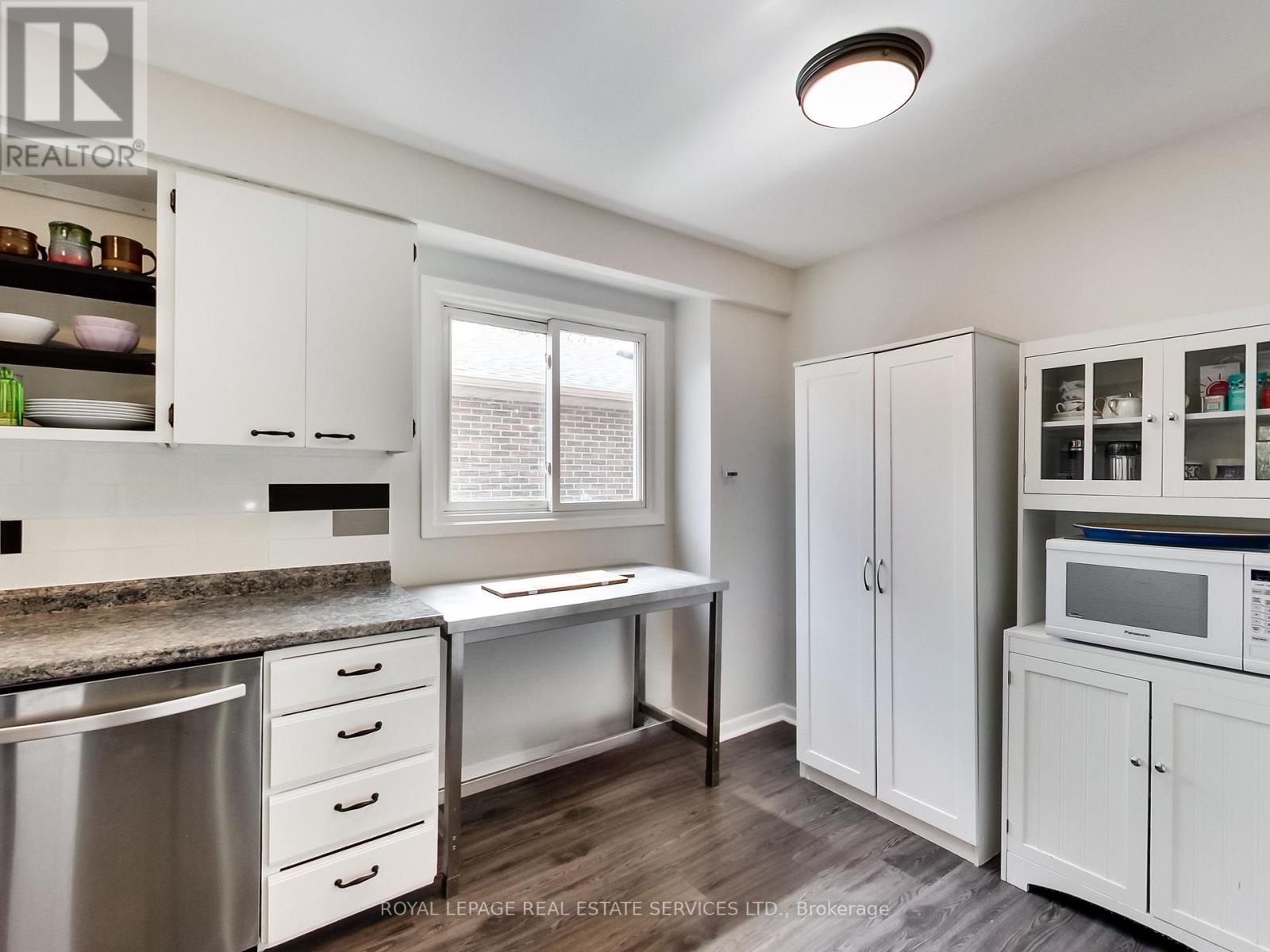 27 Bremen Lane, Mississauga, Ontario  L5M 1G7 - Photo 8 - W13115294