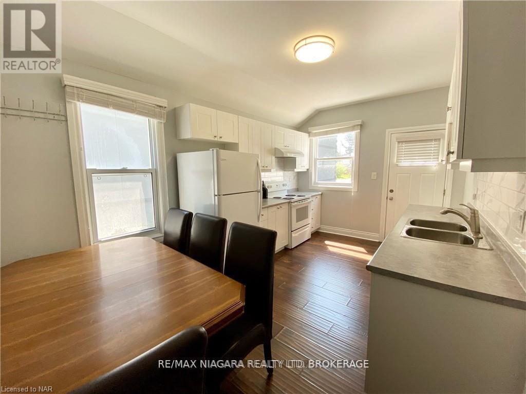 Rear Unit - 142 Main Street W, Port Colborne, Ontario  L3K 3V2 - Photo 11 - X13115580