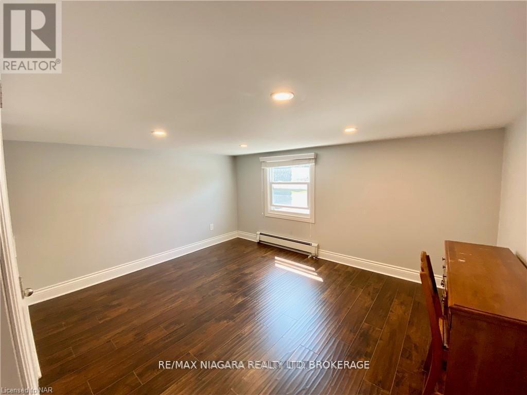 Rear Unit - 142 Main Street W, Port Colborne, Ontario  L3K 3V2 - Photo 12 - X13115580