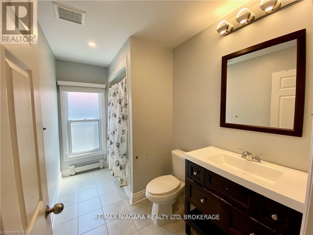 Rear Unit - 142 Main Street W, Port Colborne, Ontario  L3K 3V2 - Photo 17 - X13115580
