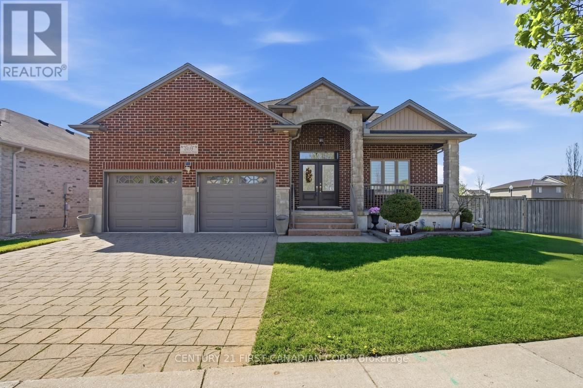 2035 Coronation Drive, London North, Ontario  N6G 0B5 - Photo 2 - X13115330