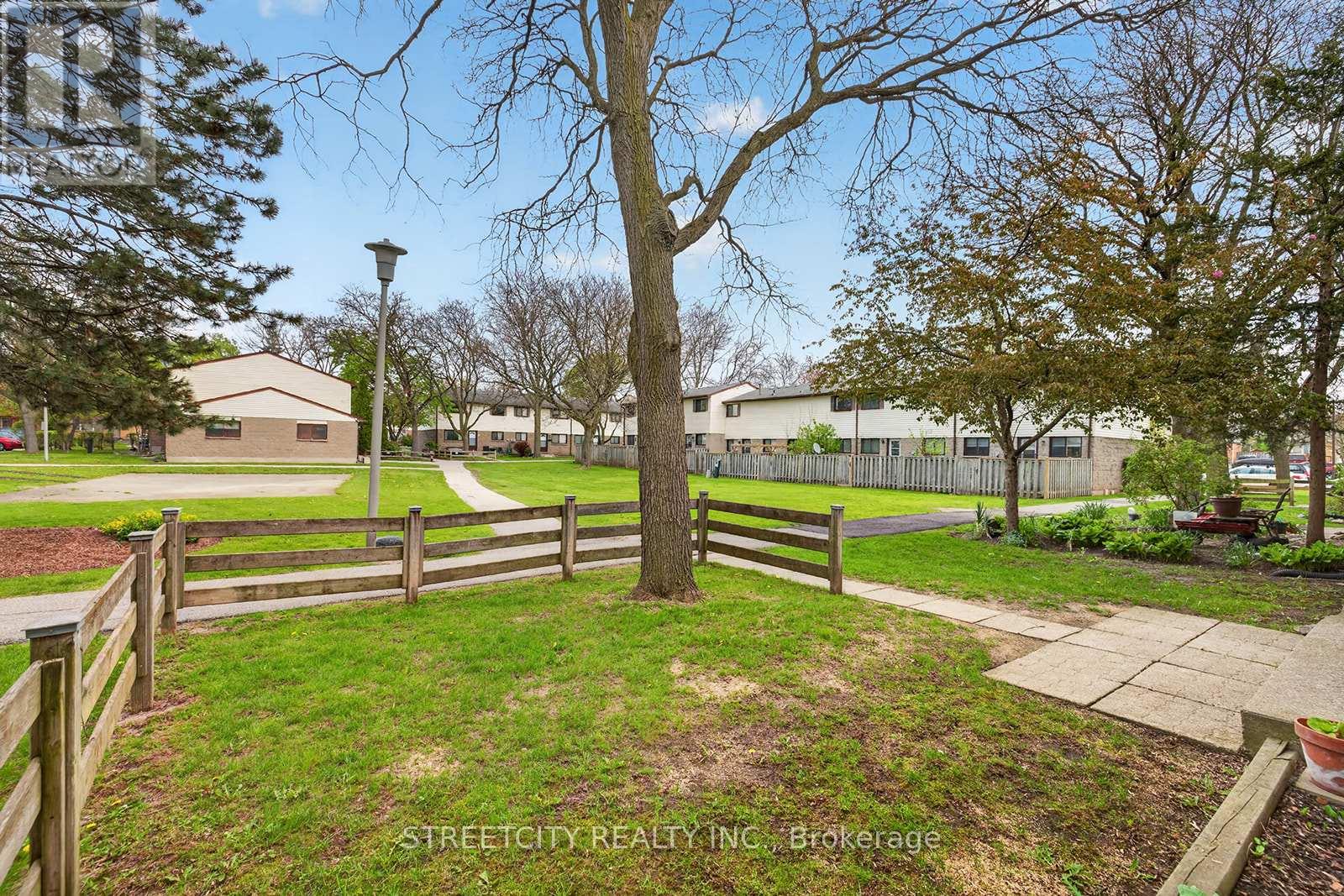 30 - 825 Dundalk Drive, London South, Ontario  N6C 3V6 - Photo 3 - X13115596