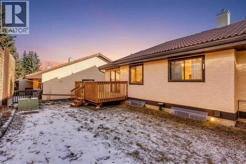 8, 118 Strathcona Road Sw, Calgary, Alberta  T3H 1P3 - Photo 11 - A2309842