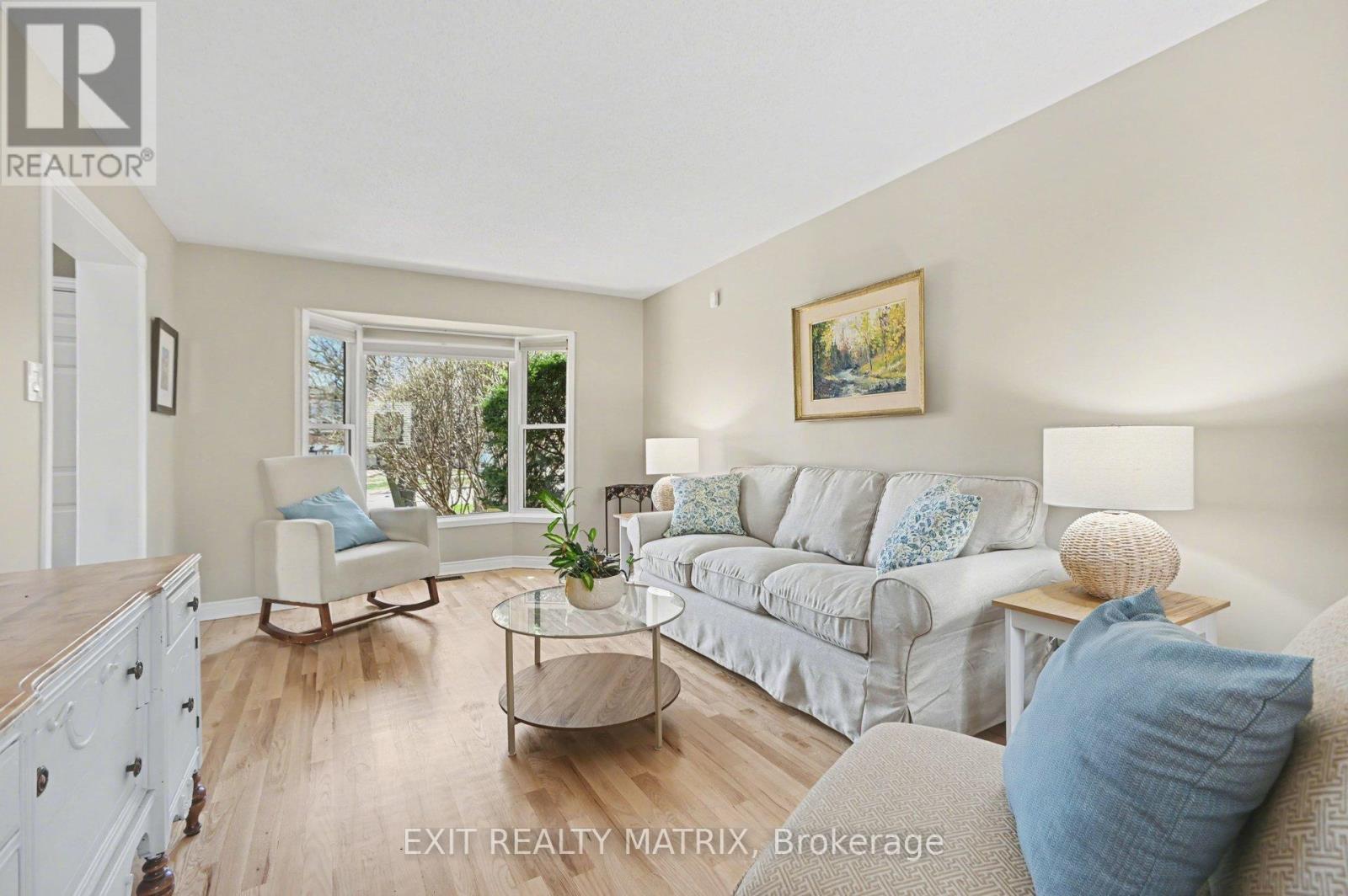 1583 Sunview Drive, Ottawa, Ontario  K1C 5A6 - Photo 8 - X13115512