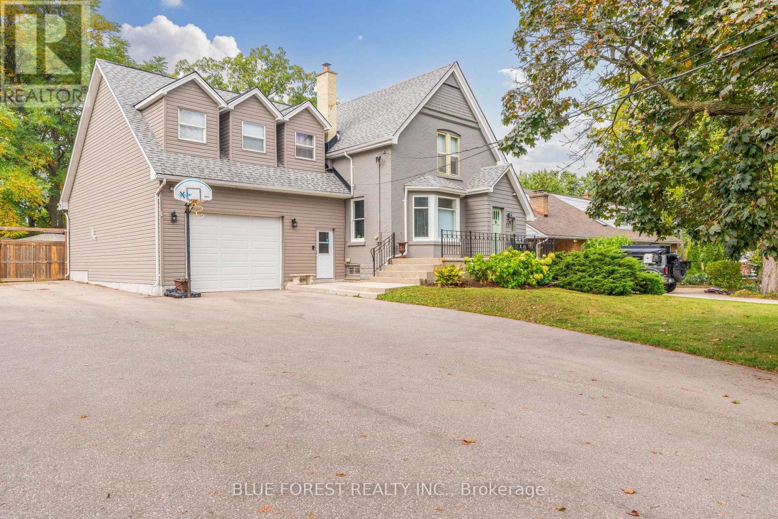 521 Upper Queen Street, London South, Ontario  N6C 3T8 - Photo 2 - X13115696