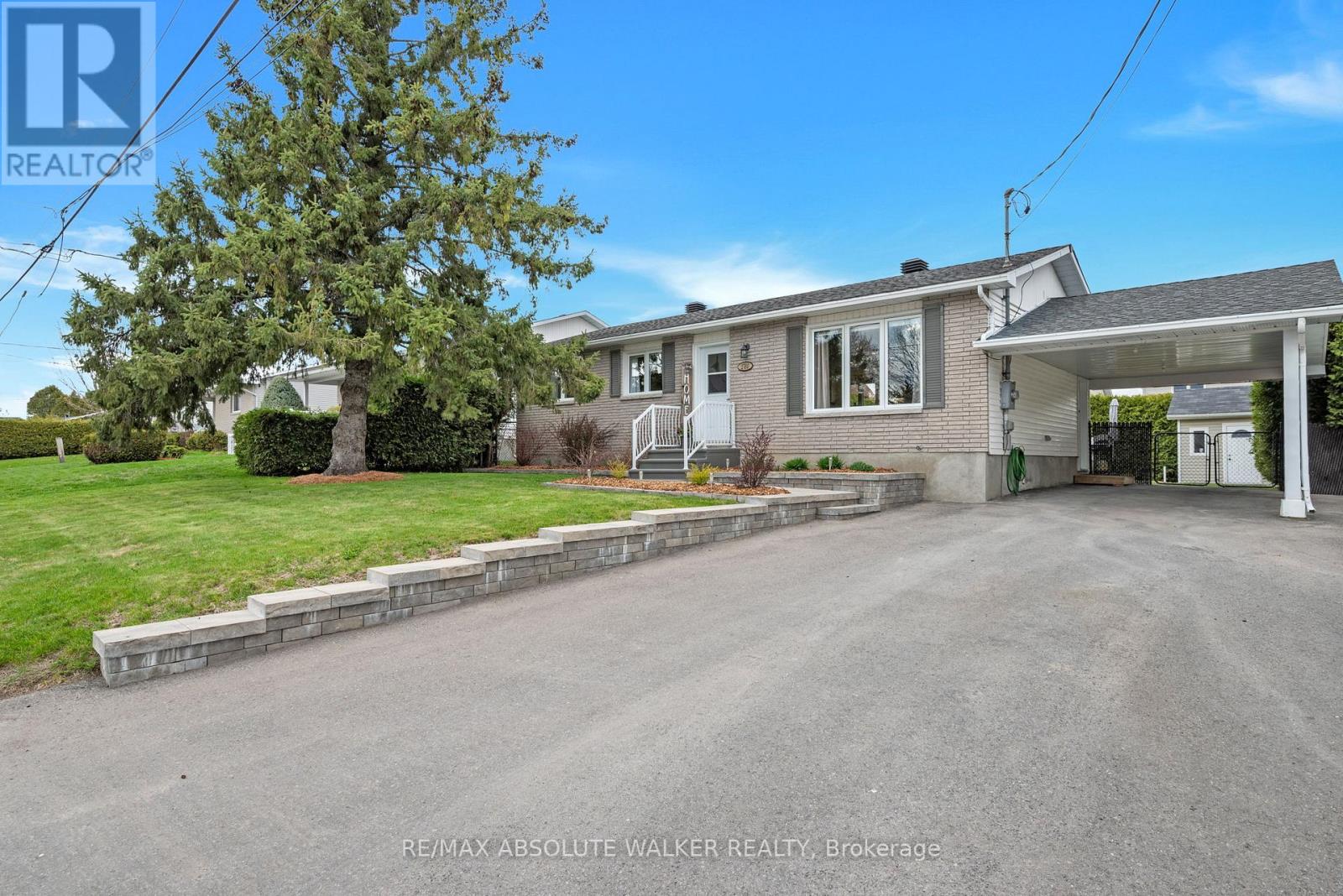 2760 LEONARD STREET, Clarence-Rockland, Ontario