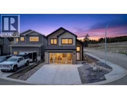 8619 25 Avenue, Coleman, Alberta