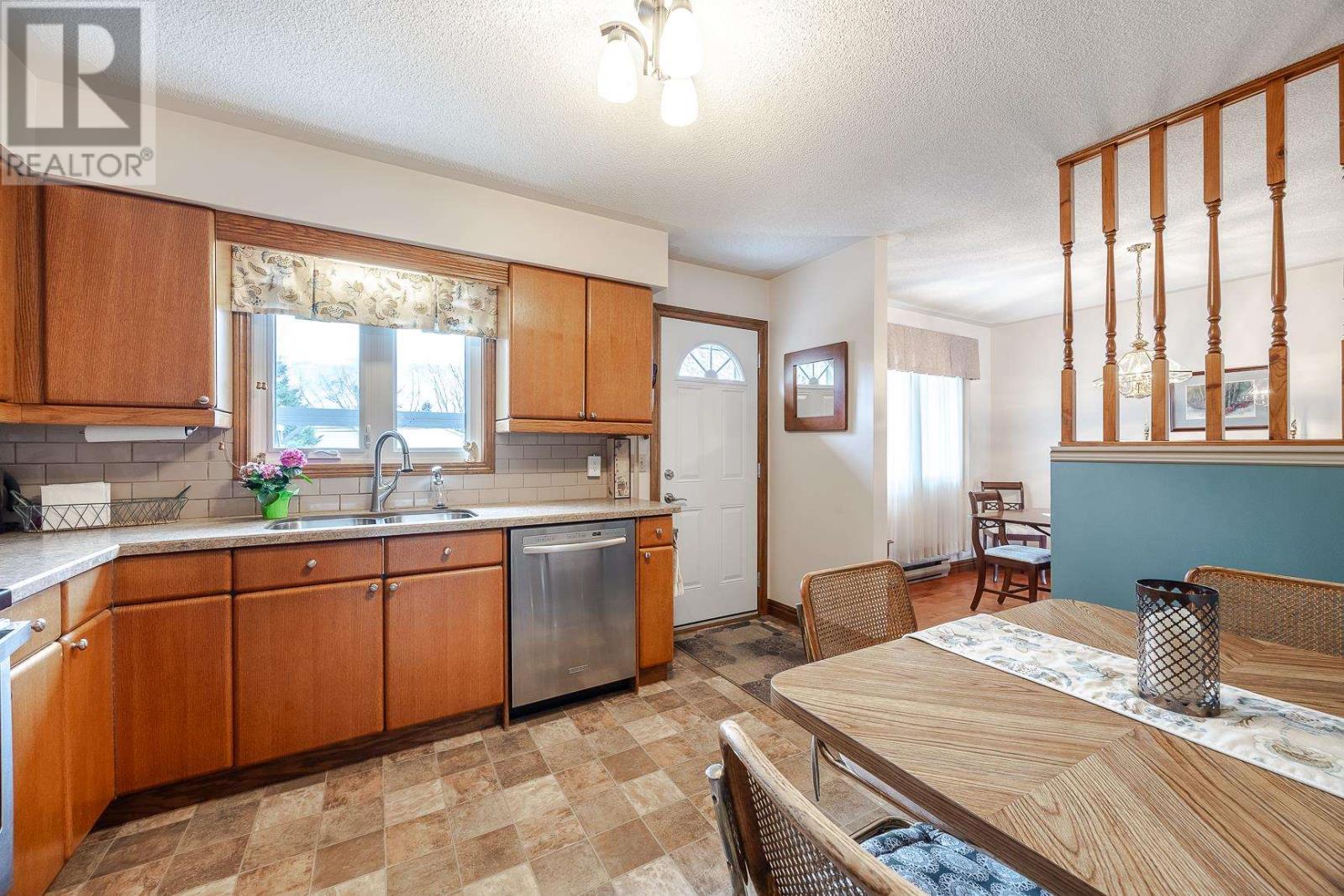111 Texas Ave, Sault Ste Marie, Ontario  P6A 6R5 - Photo 14 - SM260967