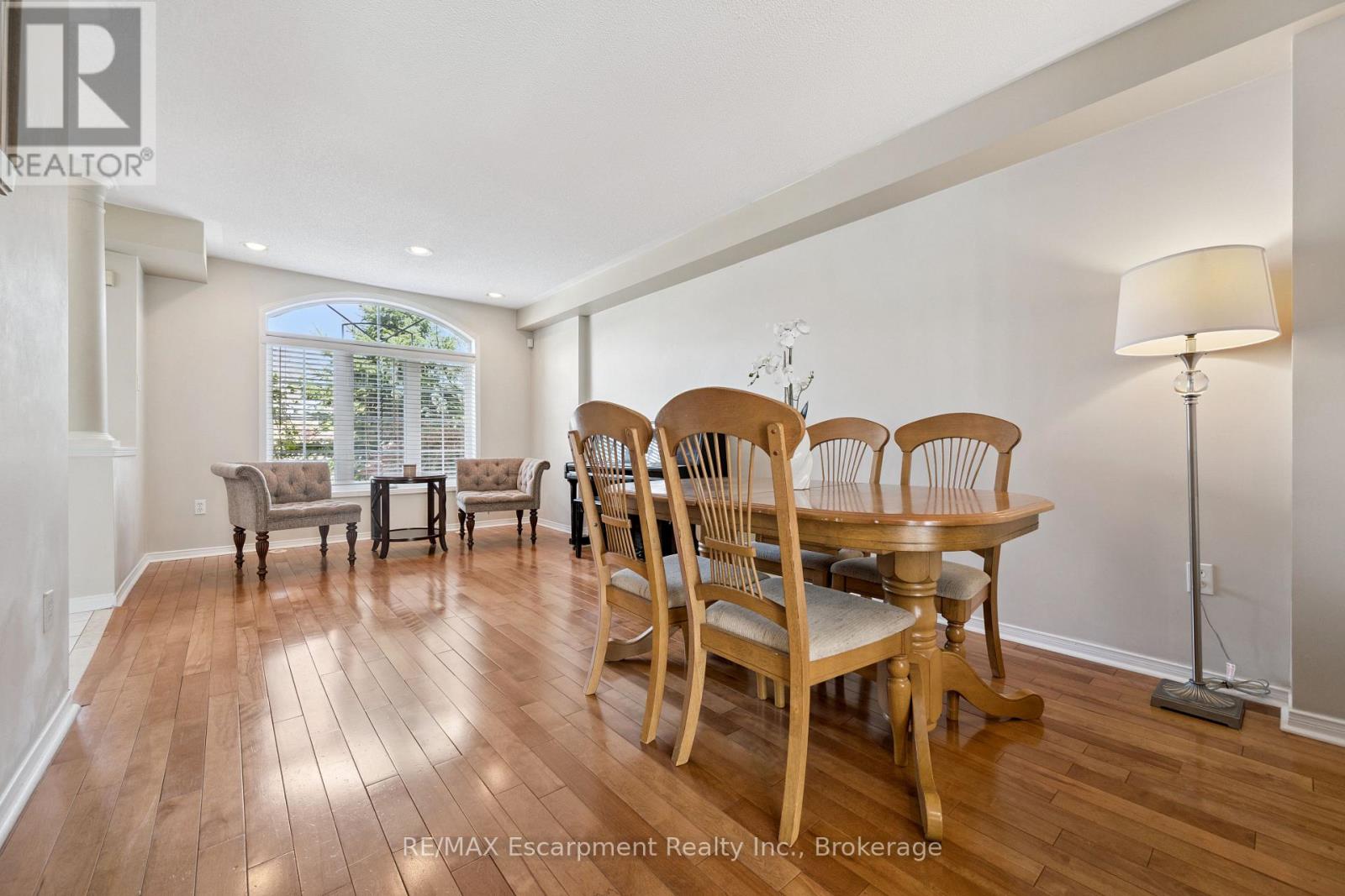 5360 Dryden Avenue, Burlington, Ontario  L7L 6Y7 - Photo 7 - W13115506