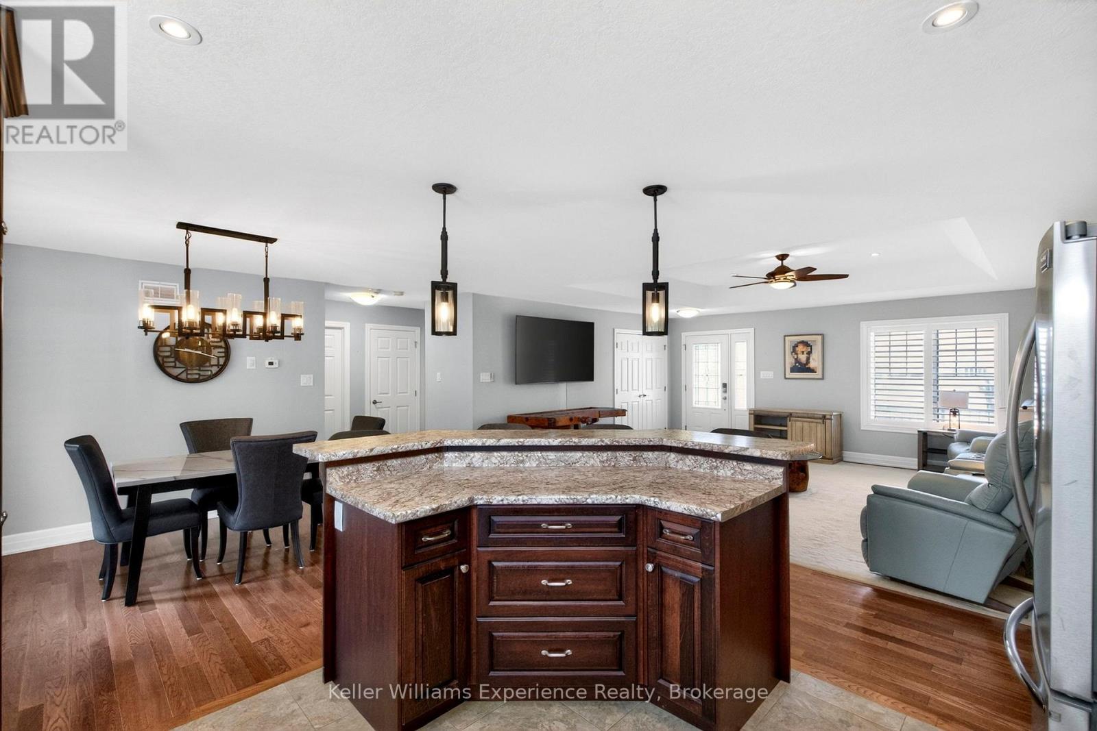22 Grew Crescent, Penetanguishene, Ontario  L9M 0A4 - Photo 17 - S13115492