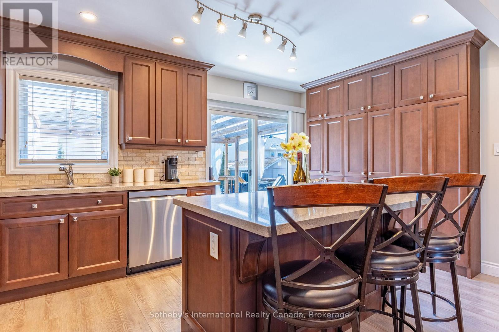 299 Harvie Road, Barrie (Holly), Ontario  L4N 8J5 - Photo 7 - S13115590