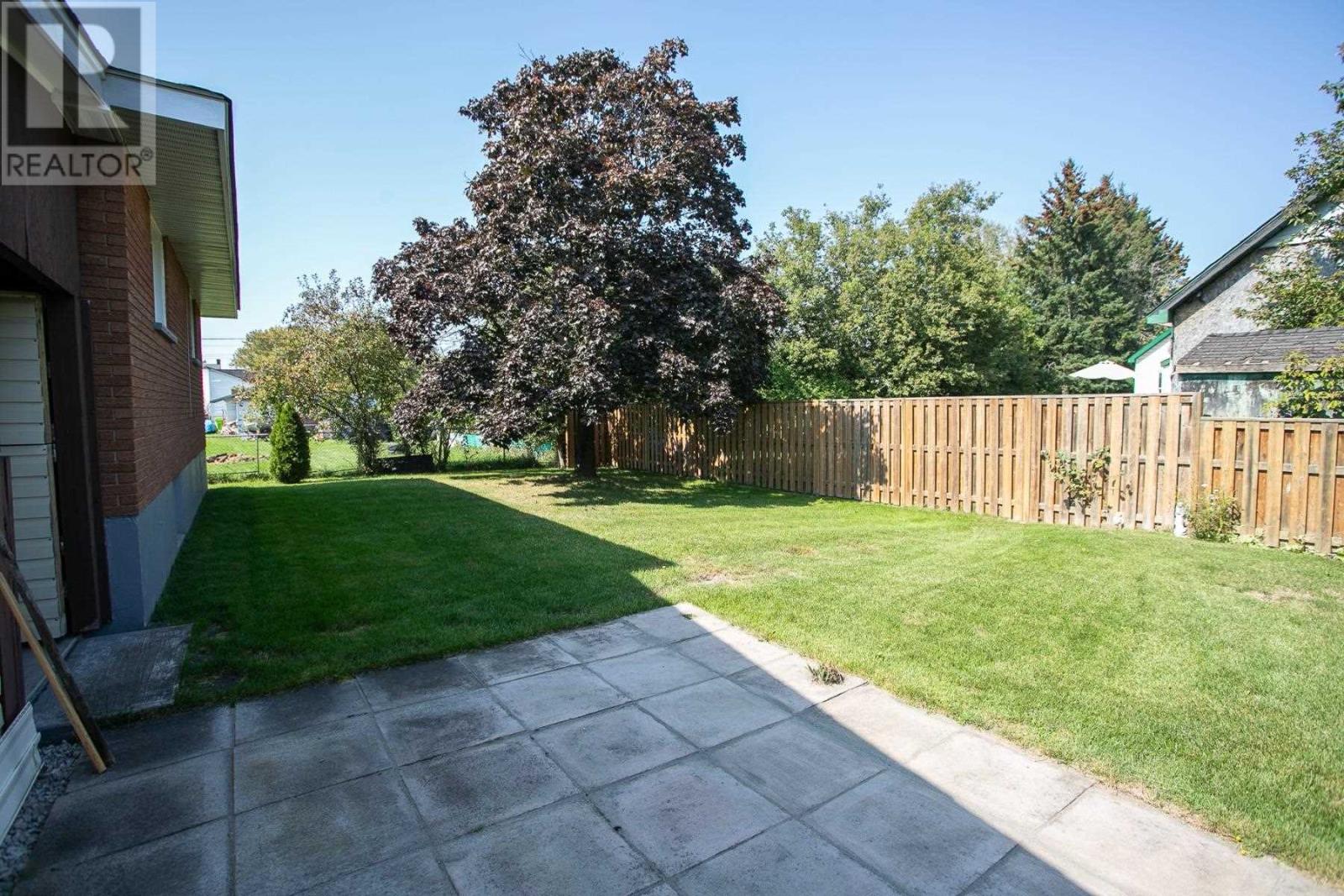 114 Patricia Ave, Sault Ste. Marie, Ontario  P6C 2A4 - Photo 3 - SM260971