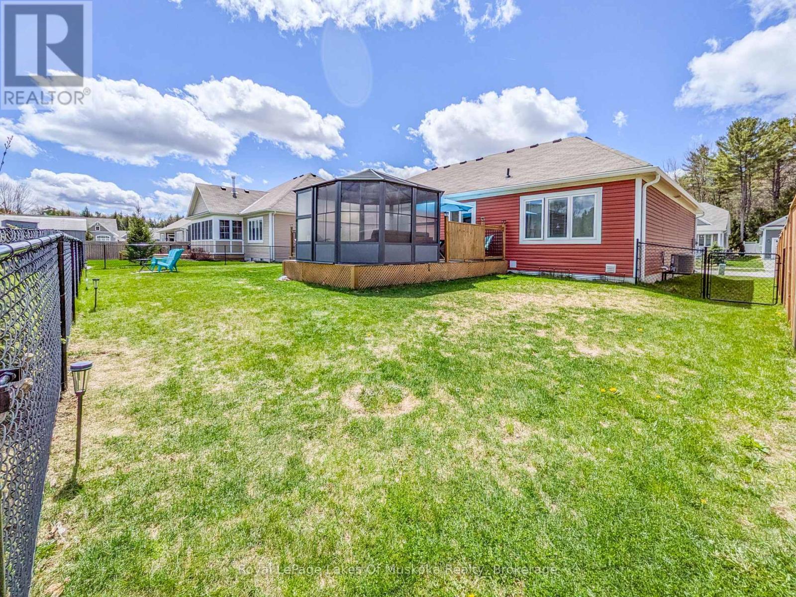6 Fawnbrook Court, Bracebridge, Ontario  P1L 0A3 - Photo 11 - X13115480