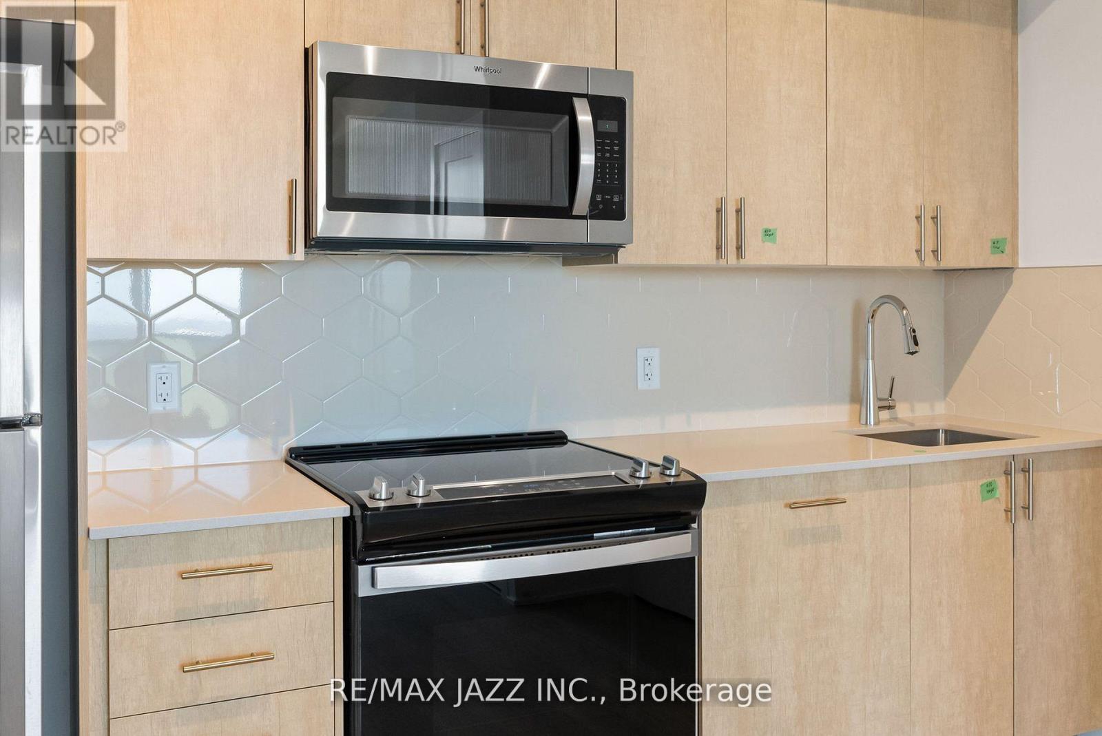 Ph 16 - 2545 Simcoe Street N, Oshawa, Ontario  L1L 0W3 - Photo 11 - E13103660