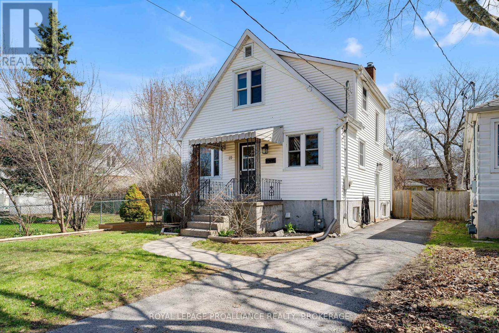 19 WESTDALE AVENUE, Kingston, Ontario