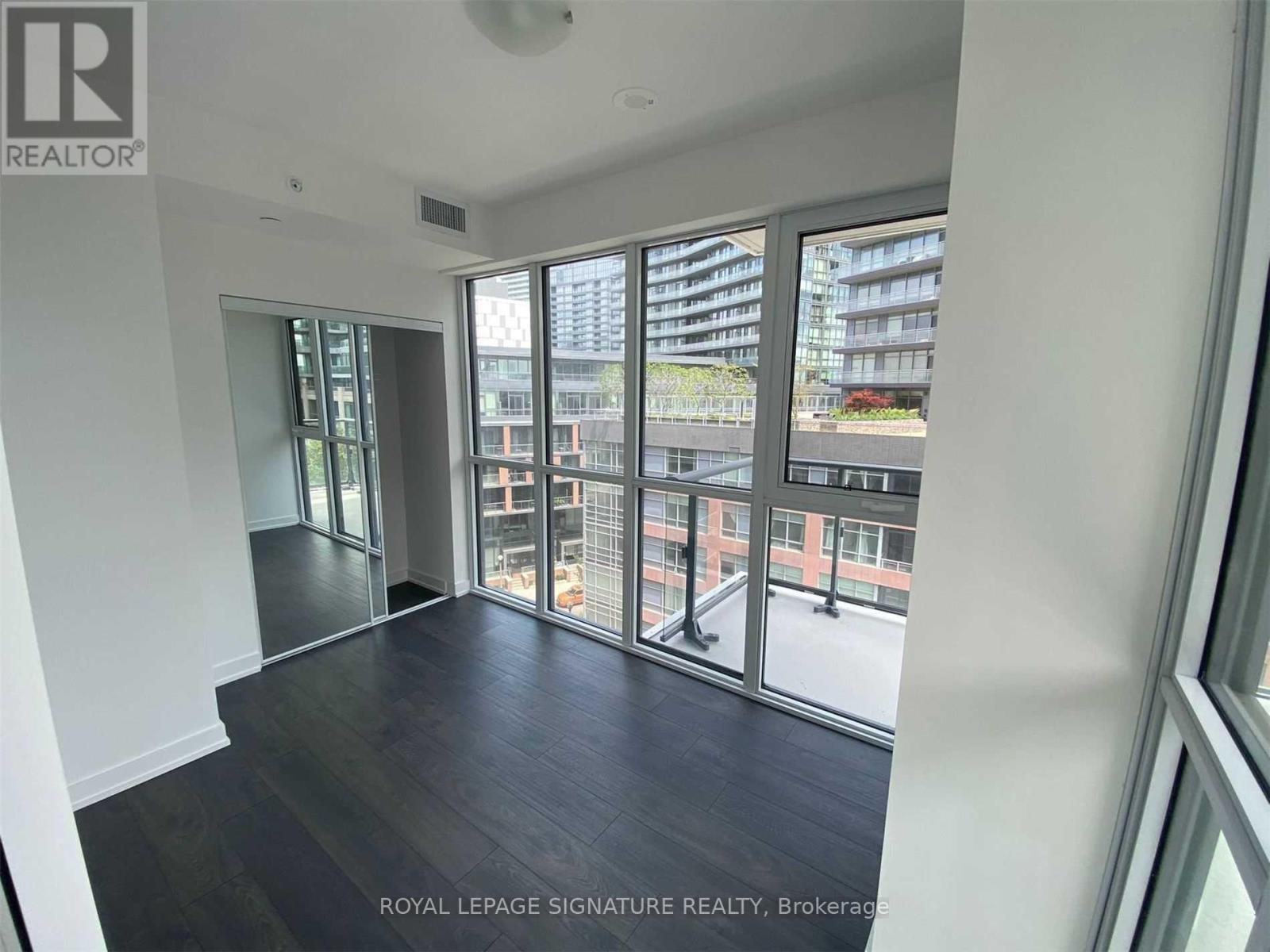 810 - 38 Iannuzzi Street, Toronto, Ontario  M5V 0S2 - Photo 7 - C13115426