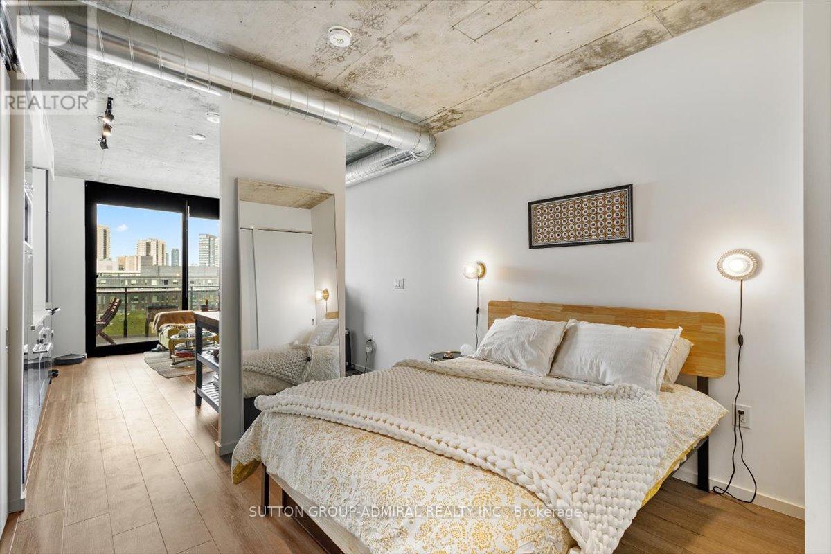 805 - 21 Lawren Harris Square, Toronto, Ontario  M5A 1H7 - Photo 6 - C13115440