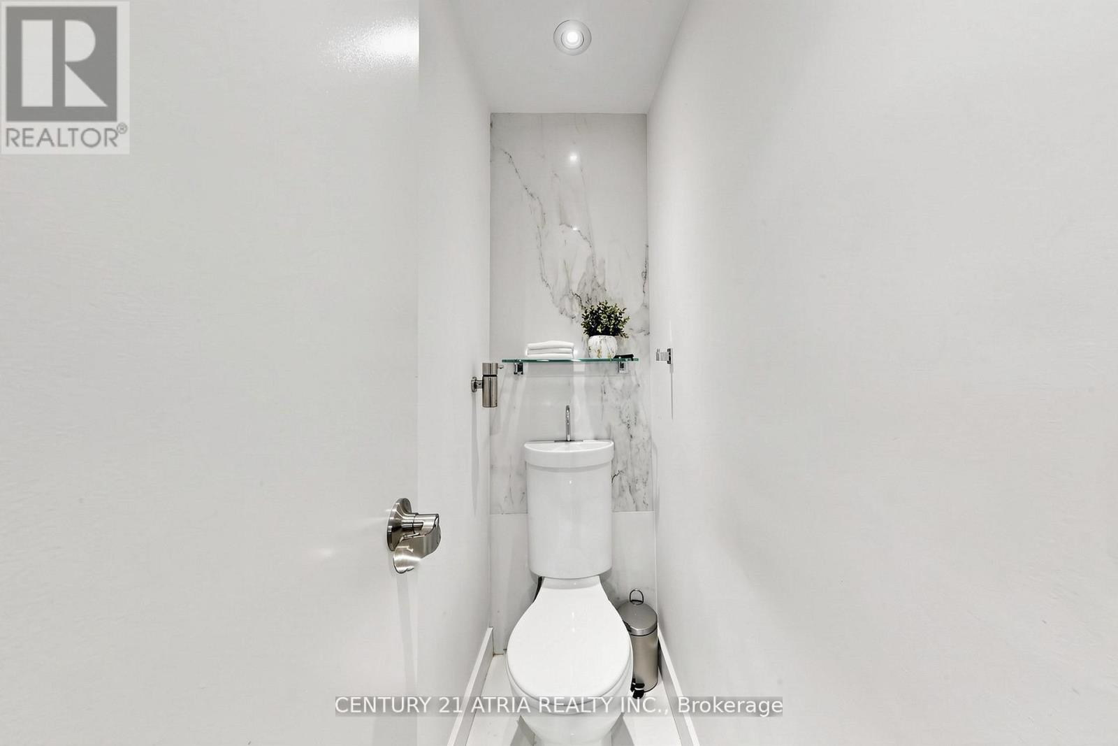106 Oxford Street, Toronto, Ontario  M5T 1P3 - Photo 12 - C13115482