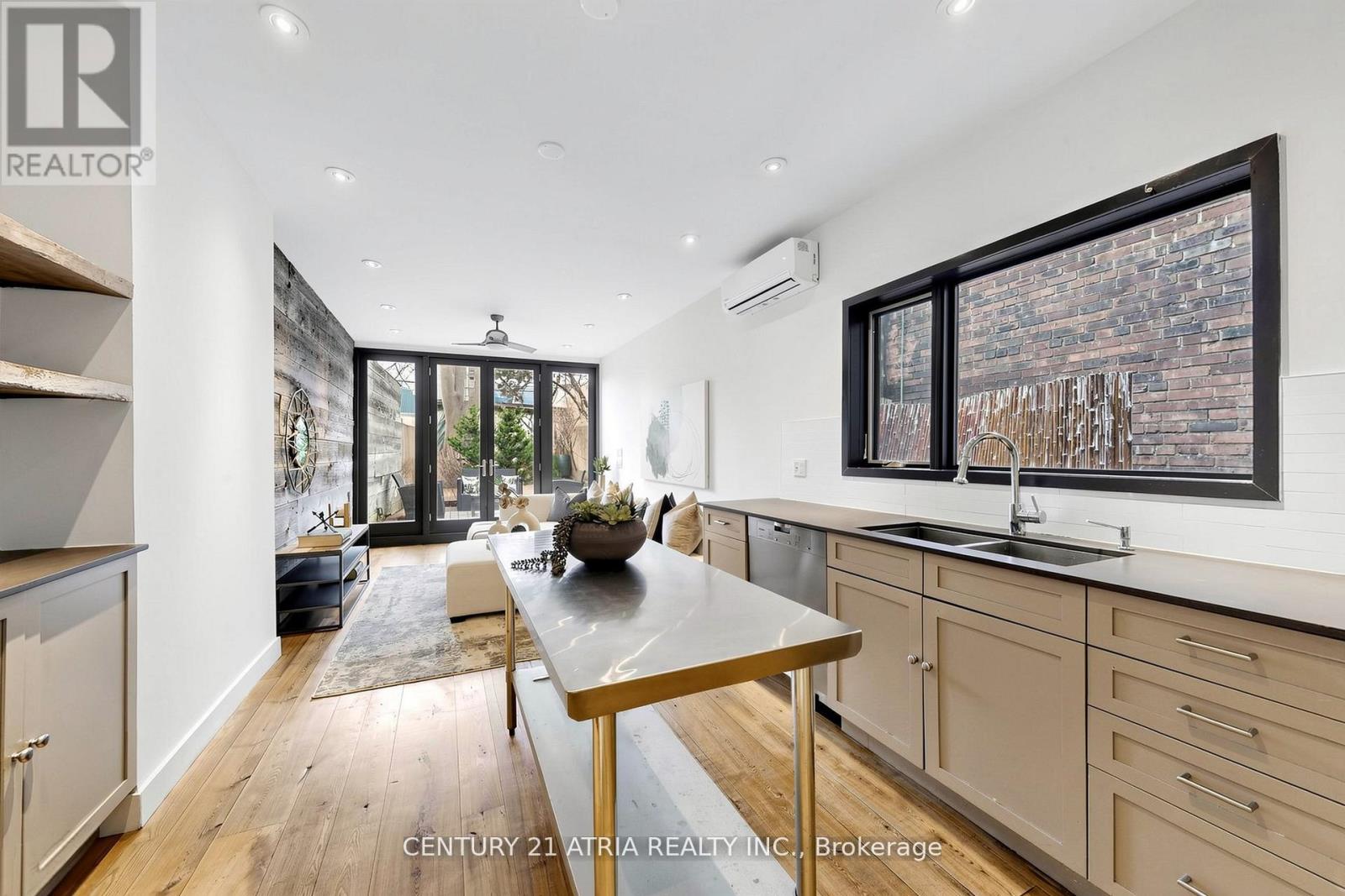 106 Oxford Street, Toronto, Ontario  M5T 1P3 - Photo 6 - C13115482