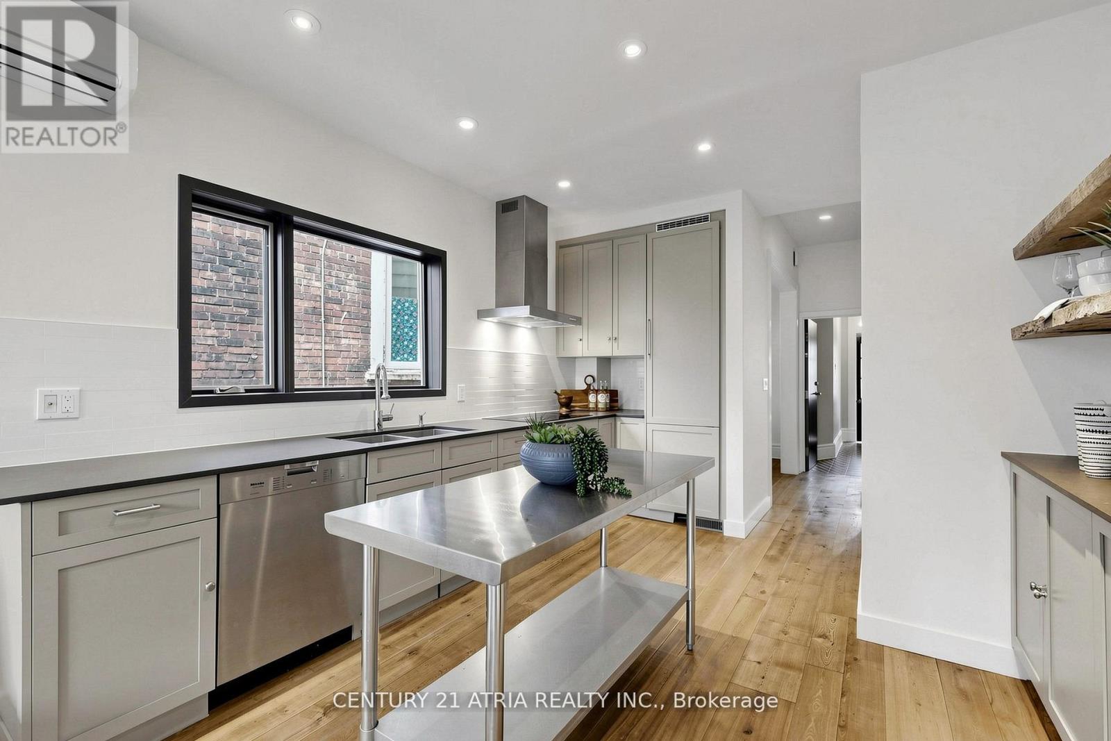 106 Oxford Street, Toronto, Ontario  M5T 1P3 - Photo 7 - C13115482