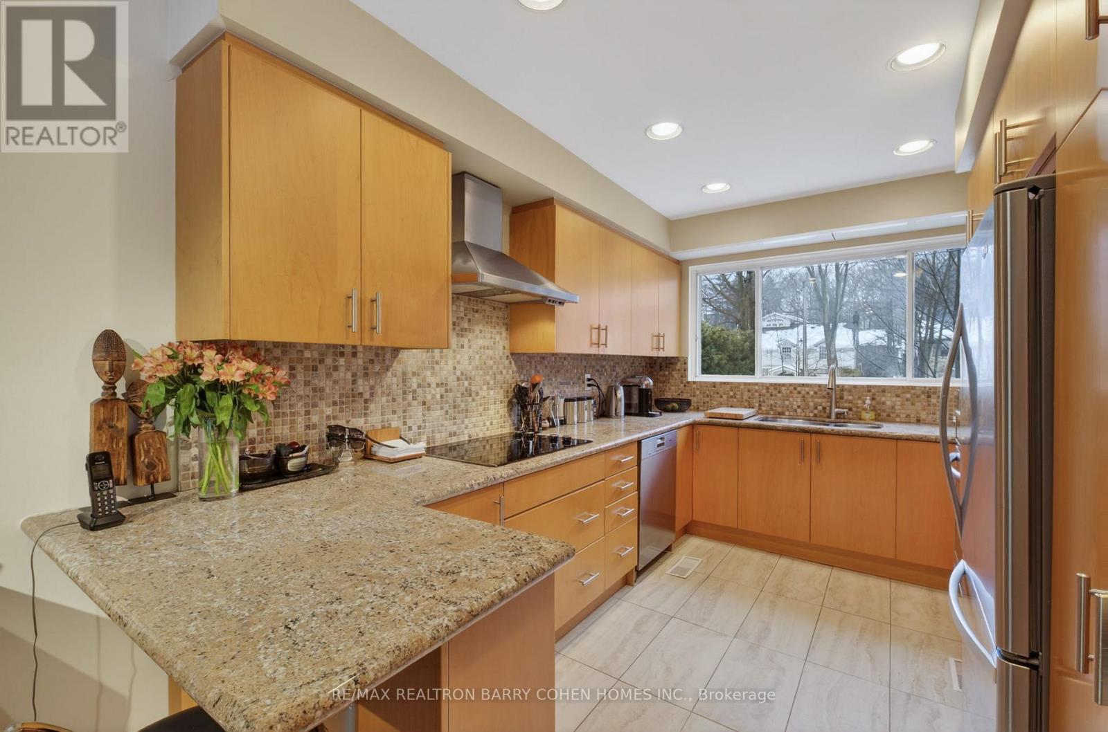 80 Donwoods Drive, Toronto, Ontario  M4N 2G5 - Photo 15 - C13115516