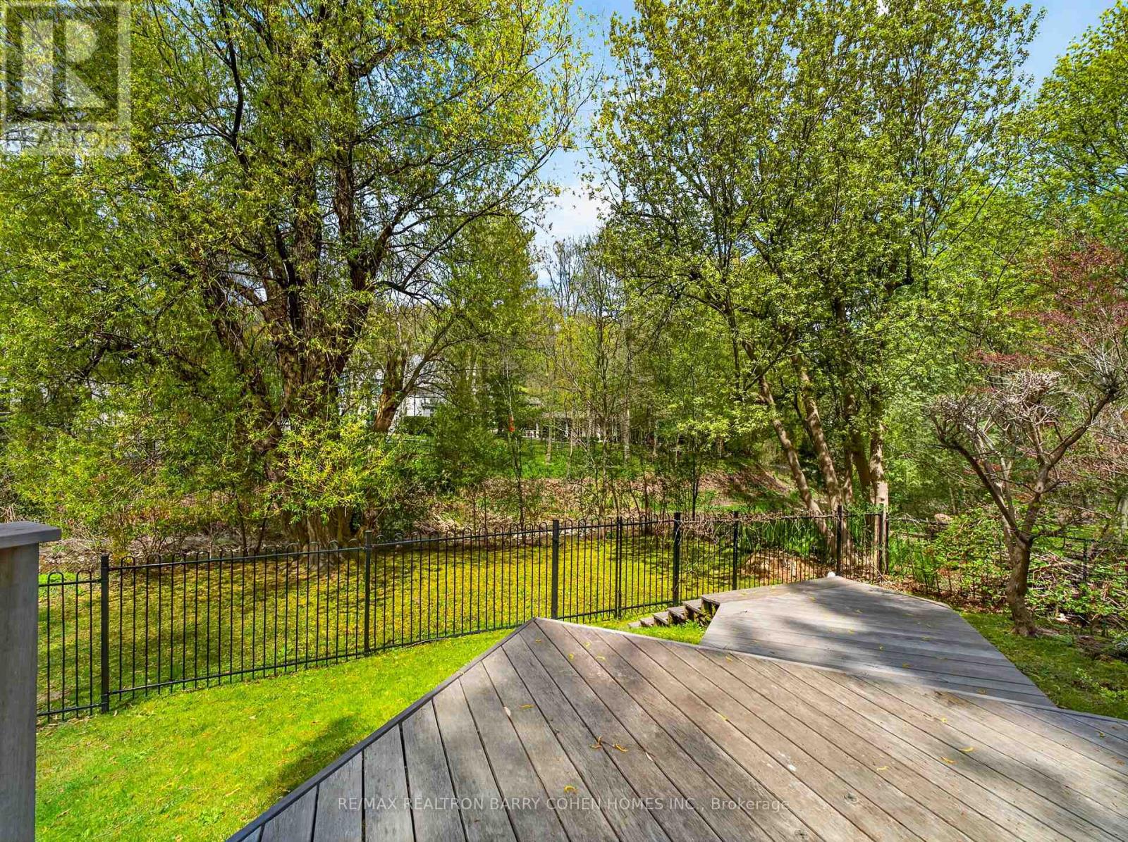 80 Donwoods Drive, Toronto, Ontario  M4N 2G5 - Photo 37 - C13115516