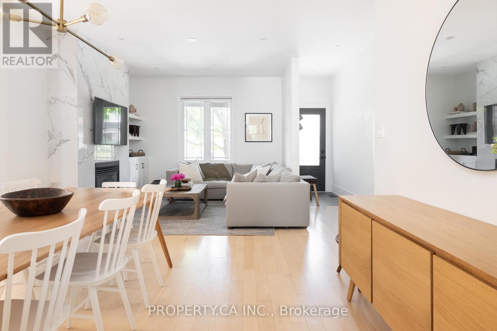 89 Greensides Avenue E, Toronto, Ontario  M6G 3P8 - Photo 5 - C13115538