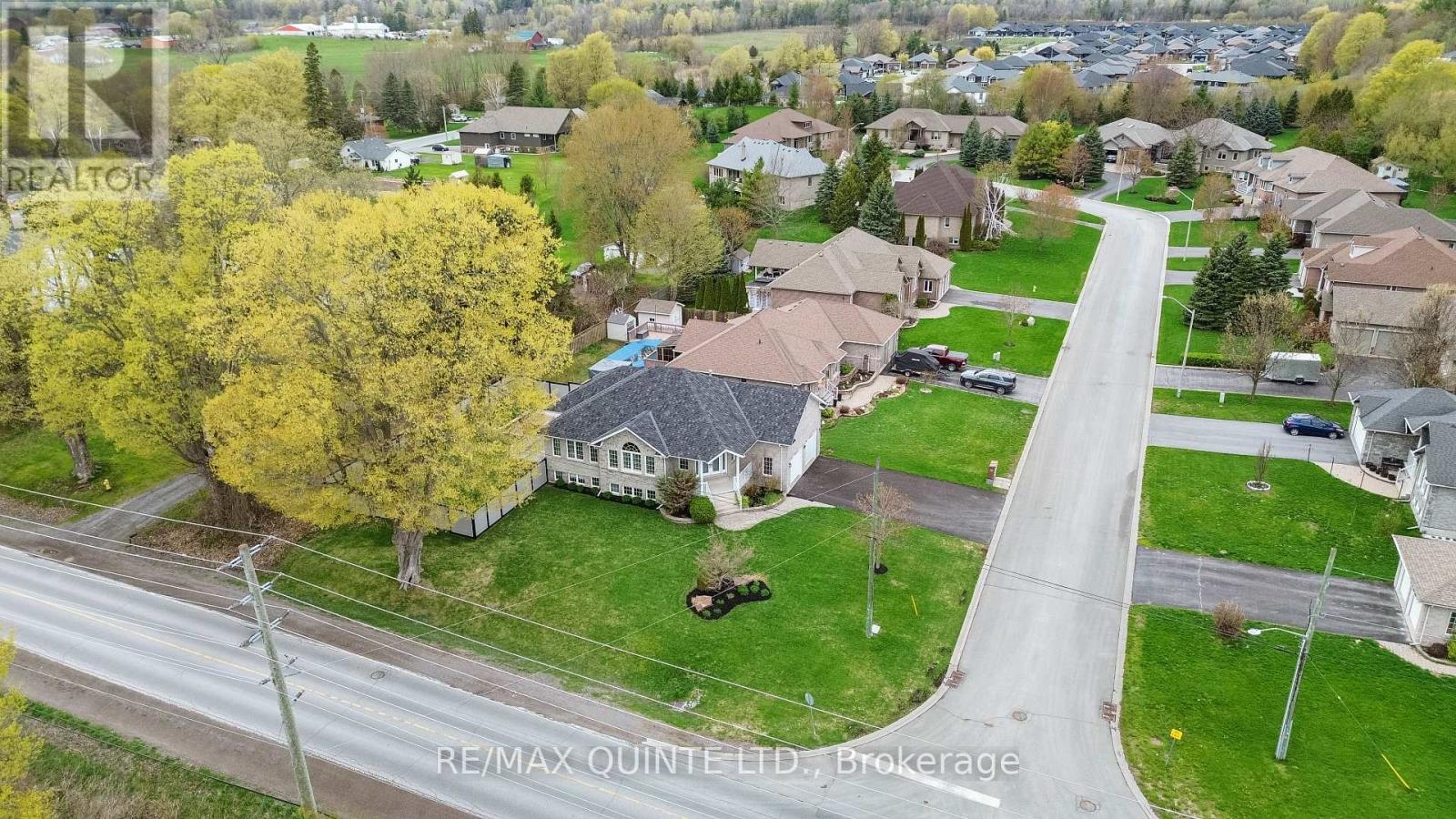 2 Applecrest Lane, Quinte West, Ontario  K8V 5P4 - Photo 5 - X13115710