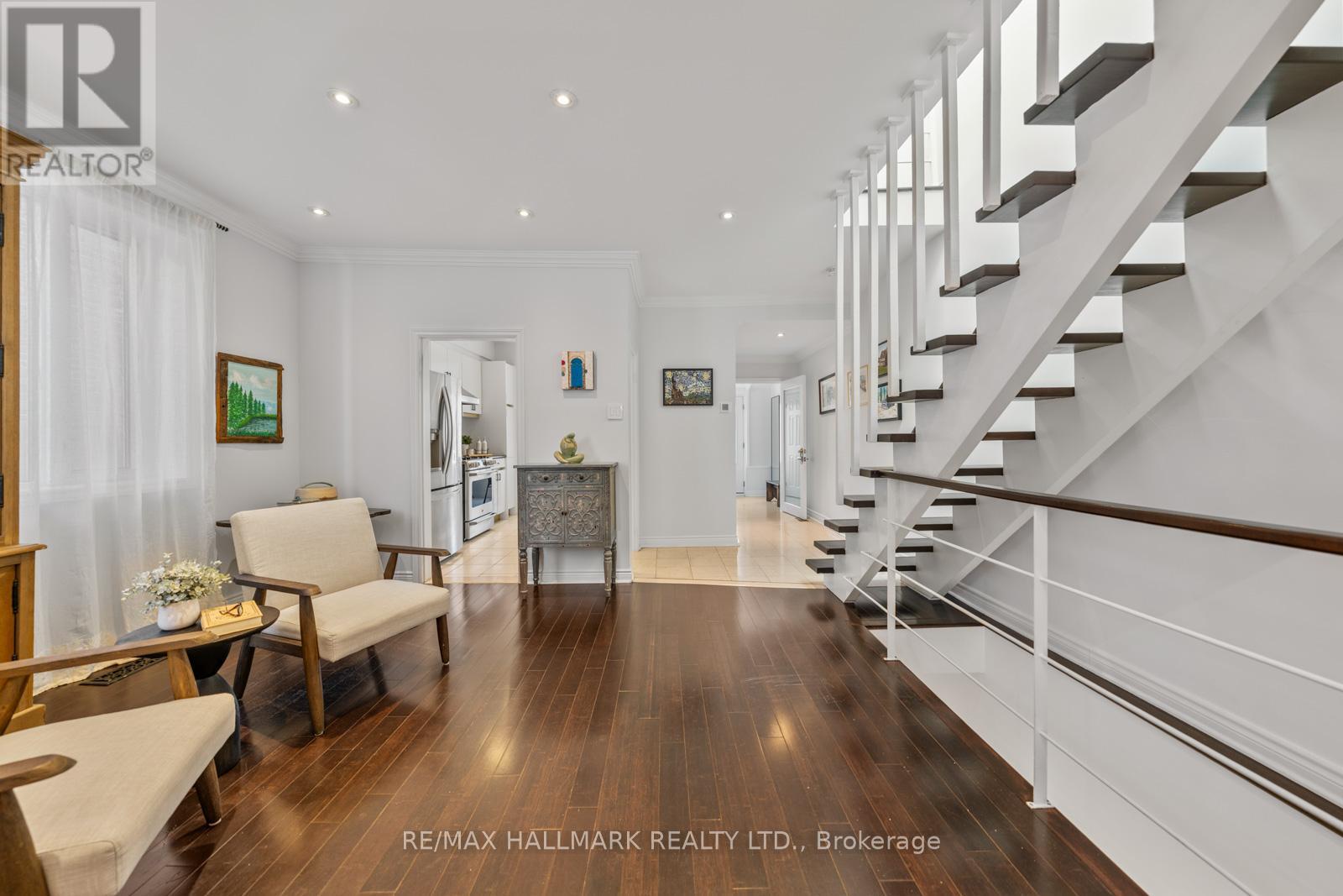 146 Roslin Avenue, Toronto, Ontario  M4N 1Z4 - Photo 8 - C13115586