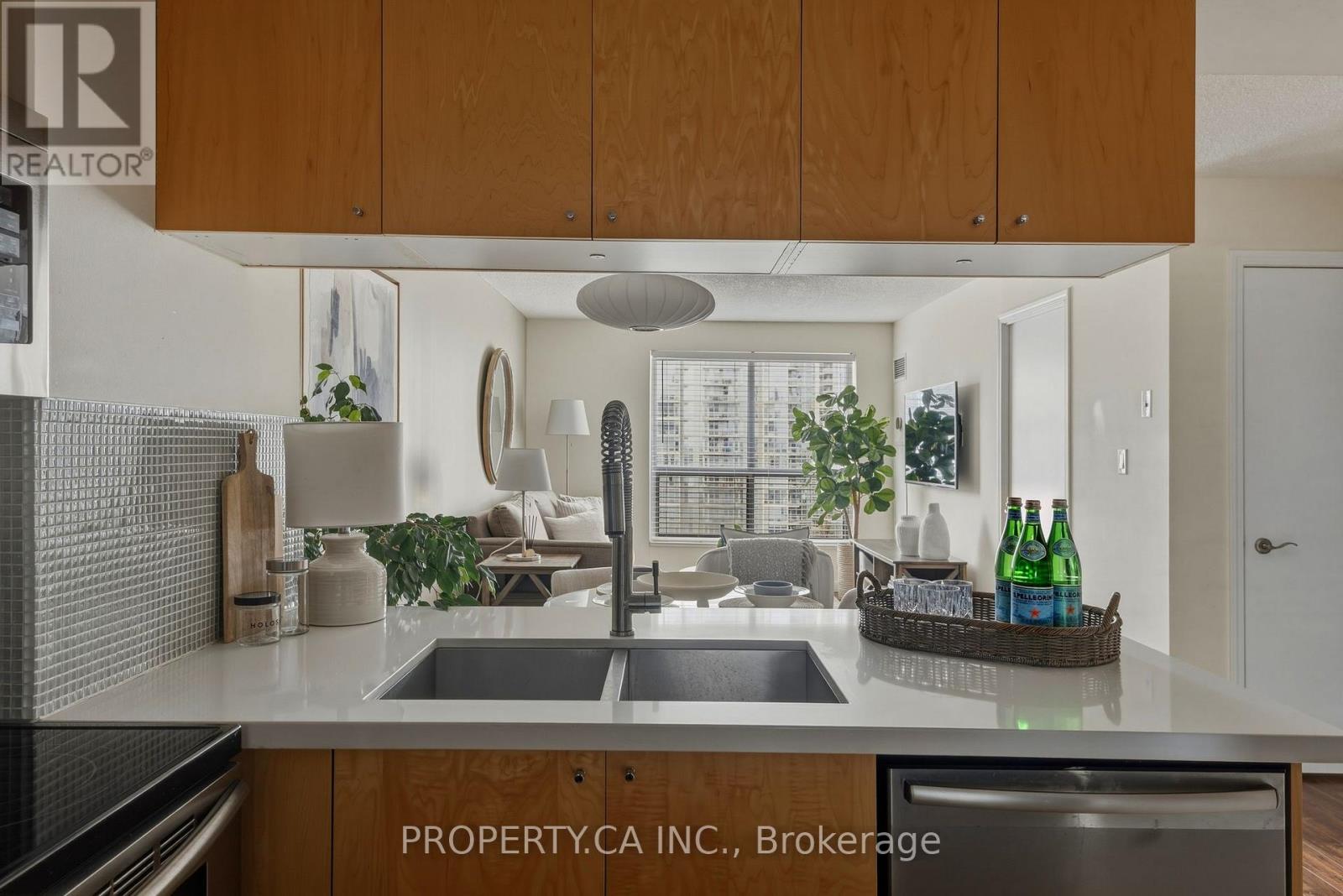 1105 - 410 Queens Quay W, Toronto, Ontario  M5V 3T1 - Photo 11 - C13115598