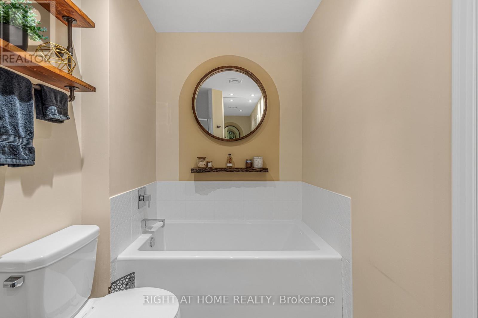 2104 - 85 East Liberty Street, Toronto, Ontario  M6K 3R4 - Photo 18 - C13115640