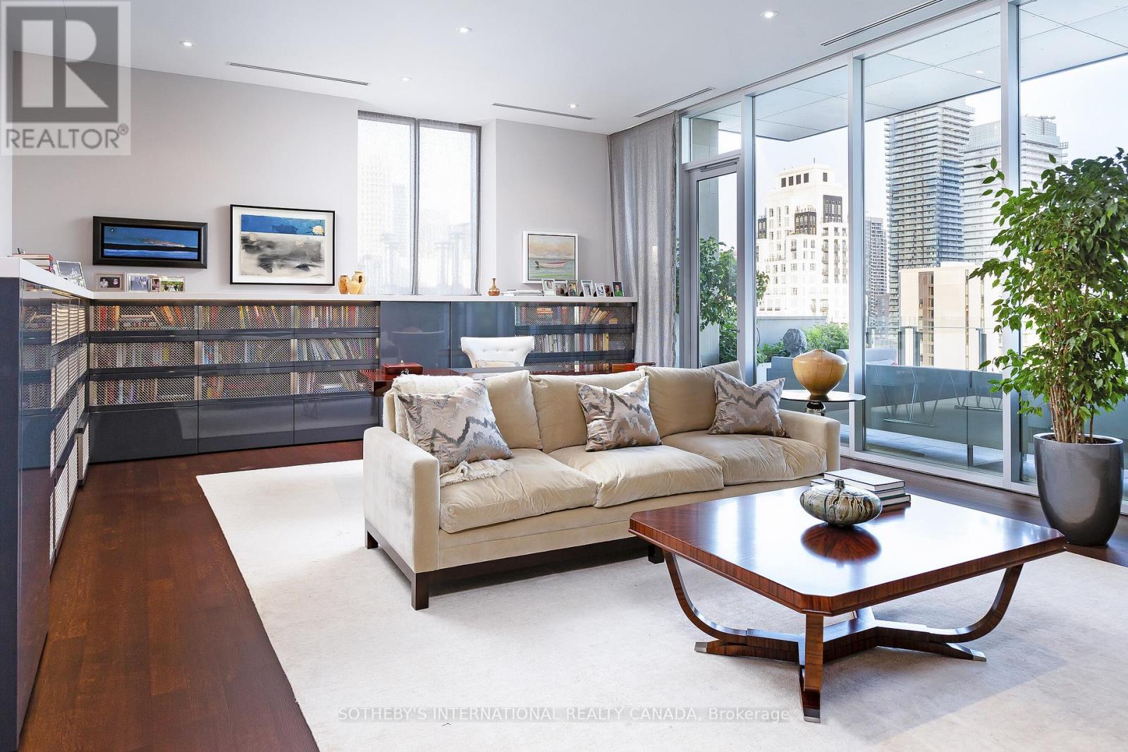 1700 - 155 Cumberland Street, Toronto, Ontario  M5R 1A2 - Photo 12 - C13115642