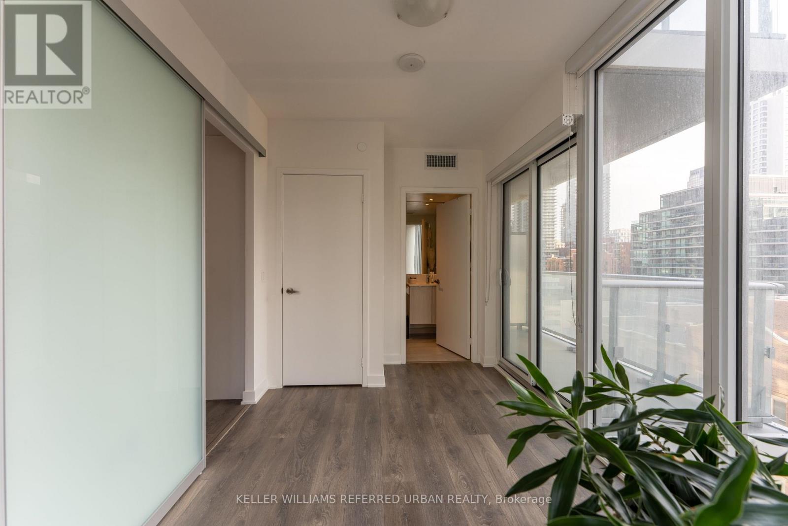 1012 - 195 Redpath Avenue, Toronto, Ontario  M4P 0E4 - Photo 5 - C13115712