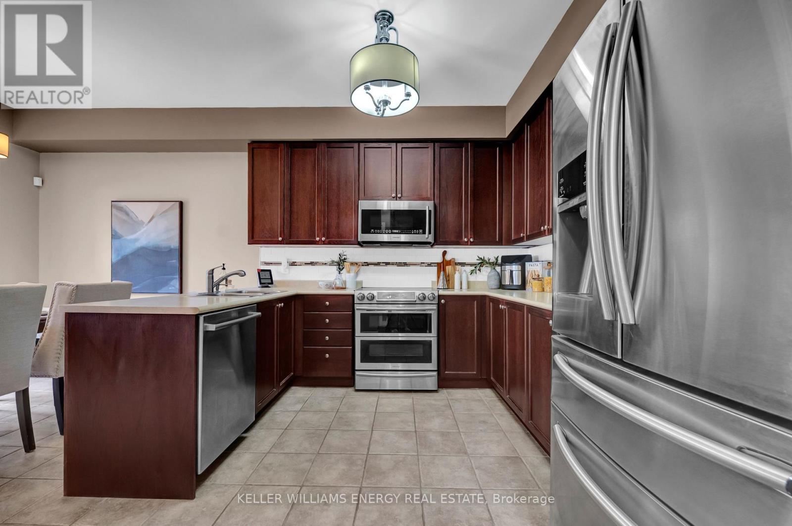 1307 Macinally Court, Oshawa, Ontario  L1K 0B6 - Photo 7 - E13115686