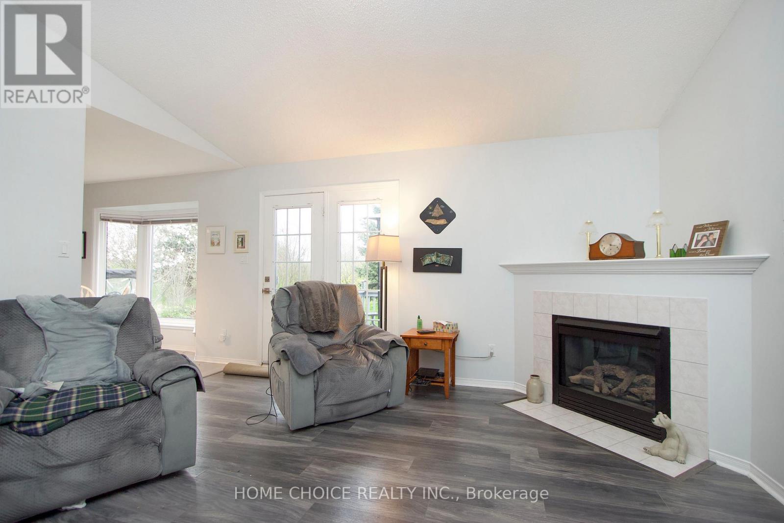 27 Niagara Trail, Clarington, Ontario  L1B 1A2 - Photo 13 - E13115358