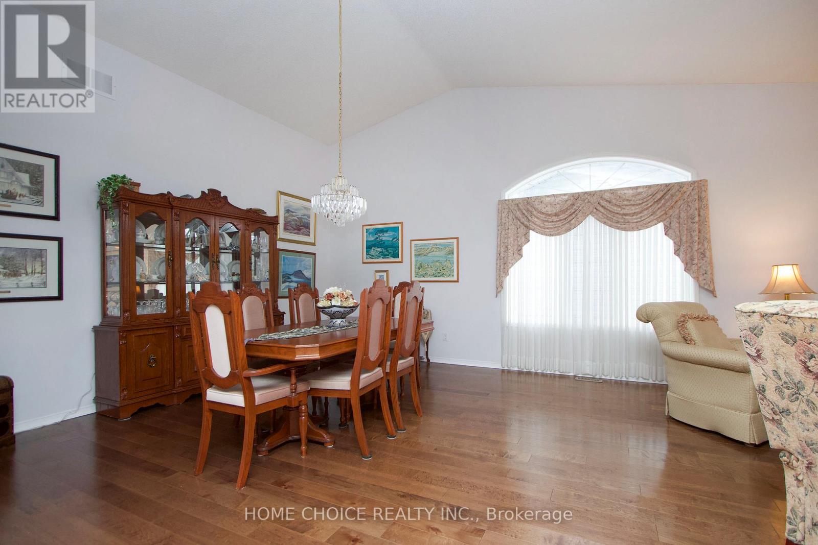 27 Niagara Trail, Clarington, Ontario  L1B 1A2 - Photo 6 - E13115358