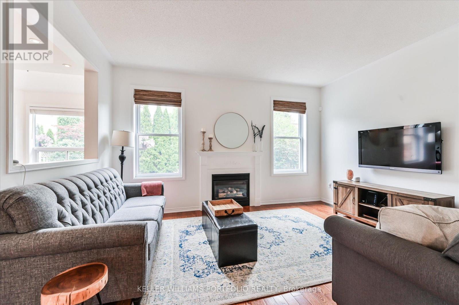 1785 Autumn Crescent, Pickering, Ontario L1V 6W7 - Photo 11 - E13115370