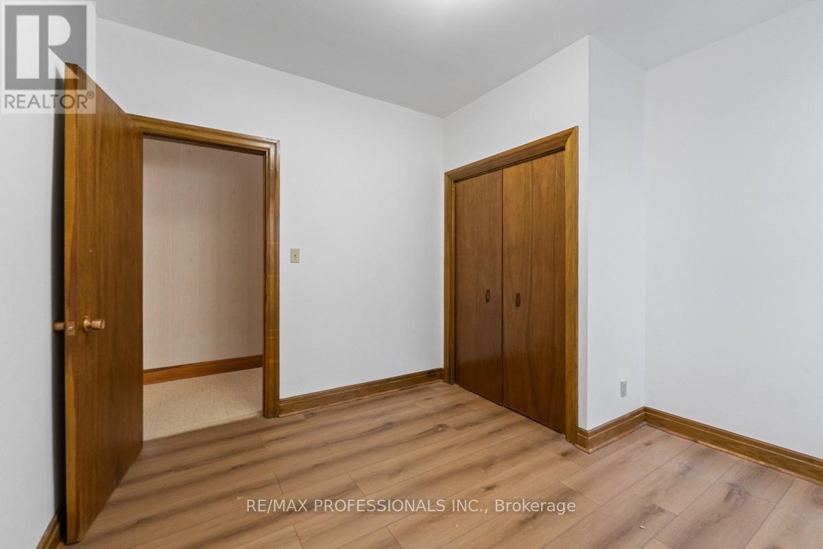 328 Donlands Avenue, Toronto, Ontario  M4J 3R9 - Photo 15 - E13115588