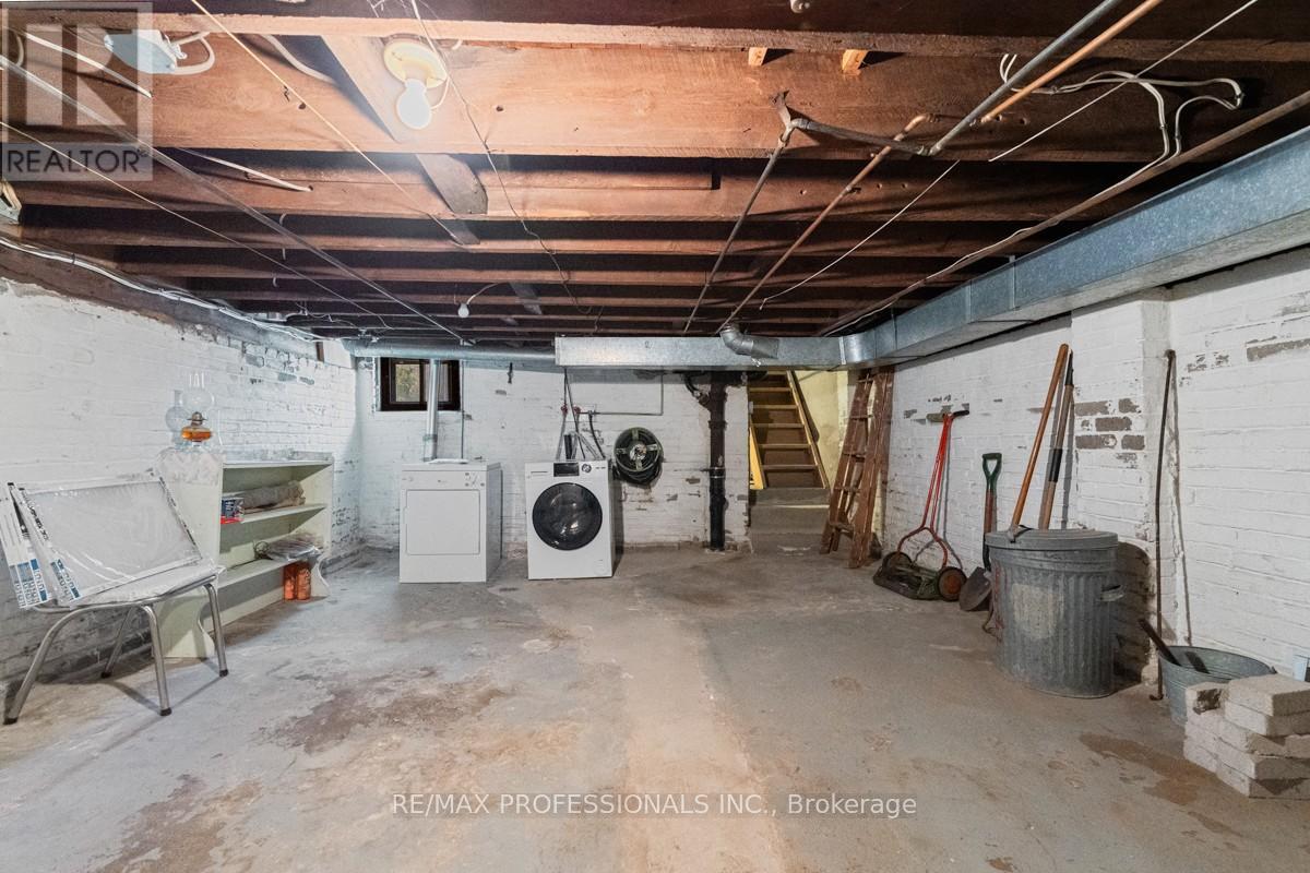 328 Donlands Avenue, Toronto, Ontario  M4J 3R9 - Photo 19 - E13115588